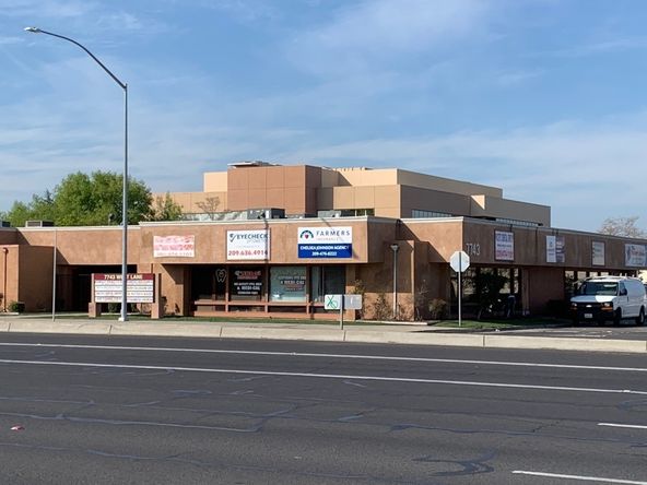 Retail For Sale: 7743 West Ln, Stockton, CA 95210